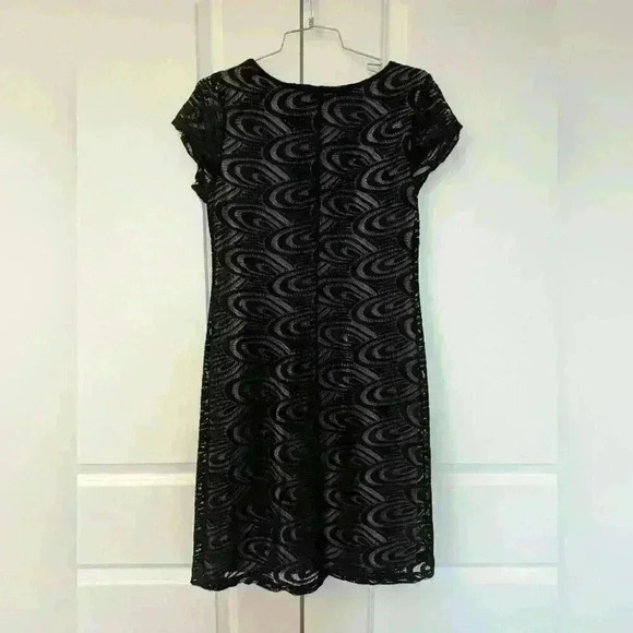 Purple Lace Cleo Dress  - size 4 - Picture 4 of 4